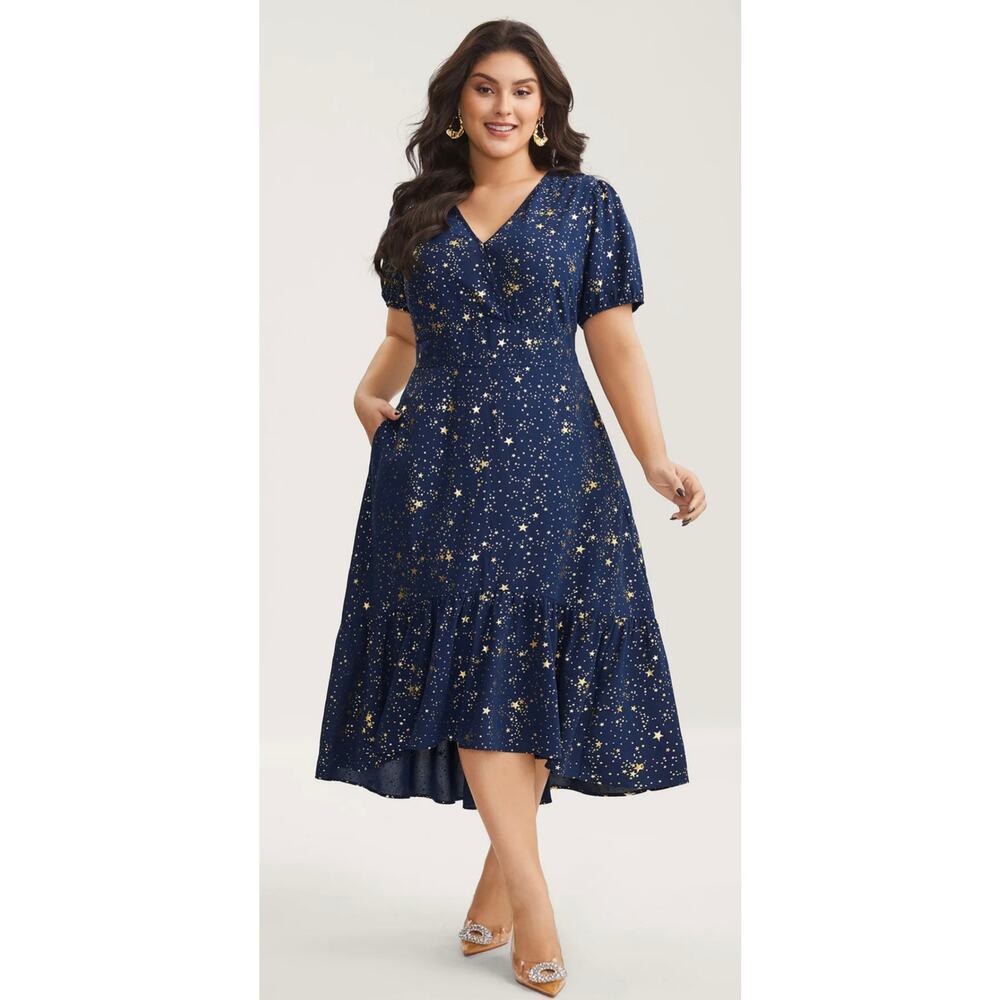 Bloomchic Star Dress in medium or Size 10 with pockets